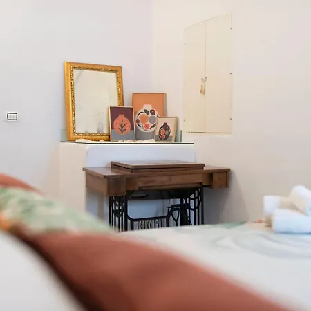 Oma Im Haus In Der Mitte By Interhome *